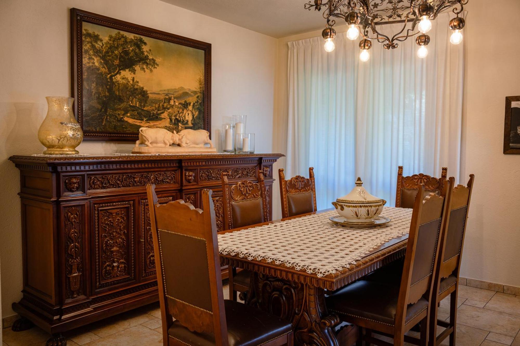 Villa Mara - Aosta - 200 Mq - Wifi - Jacuzzi - Parcheggio - Giardino المظهر الخارجي الصورة